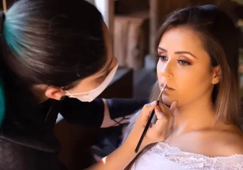 Curso-de-Maquiagem-Profissional-Curitiba